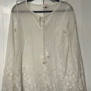 White Lace Long Sleeve Top